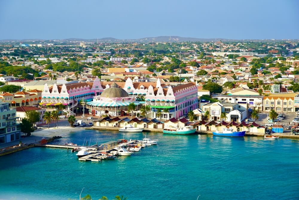 Explore Oranjestad